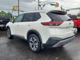 Used 2021 Nissan Rogue SV image 4