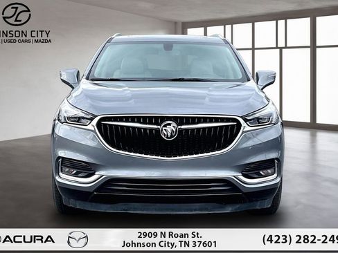 Used 2020 Buick Enclave Essence image 3