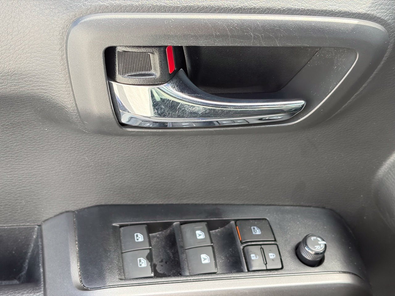 Used 2023 Toyota Tacoma TRD Off-Road w/ Black Out Package (TMS) RWD image 6