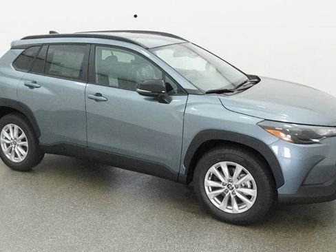 New 2026 Toyota Corolla Cross LE FWD image 12