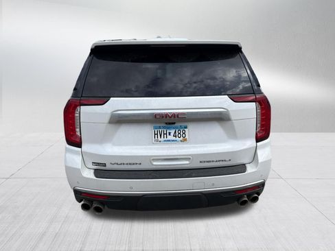 Used 2022 GMC Yukon Denali w/ Denali Premium Package AWD/4WD image 5