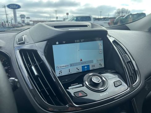 Used 2016 Ford Escape Titanium image 23