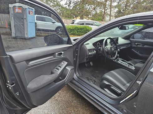 Used 2022 Honda Civic Sport image 22