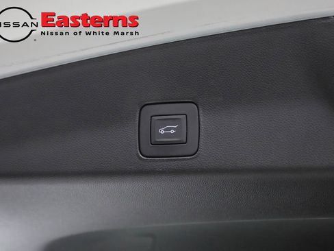 Used 2024 Chevrolet TrailBlazer ACTIV w/ Convenience Package image 32