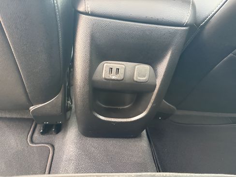 Used 2020 Chevrolet Colorado LT w/ Luxury Package AWD/4WD image 43