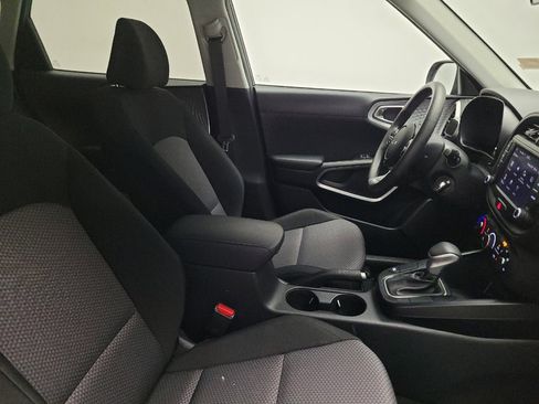 Used 2024 Kia Soul LX w/ Option Group 015 image 21