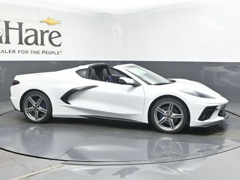New 2027 Chevrolet Corvette Stingray Coupe w/ 2LT RWD image 31