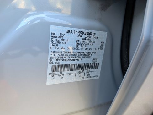 Certified 2025 Ford Maverick Lariat w/ 4K Tow Package AWD/4WD image 38