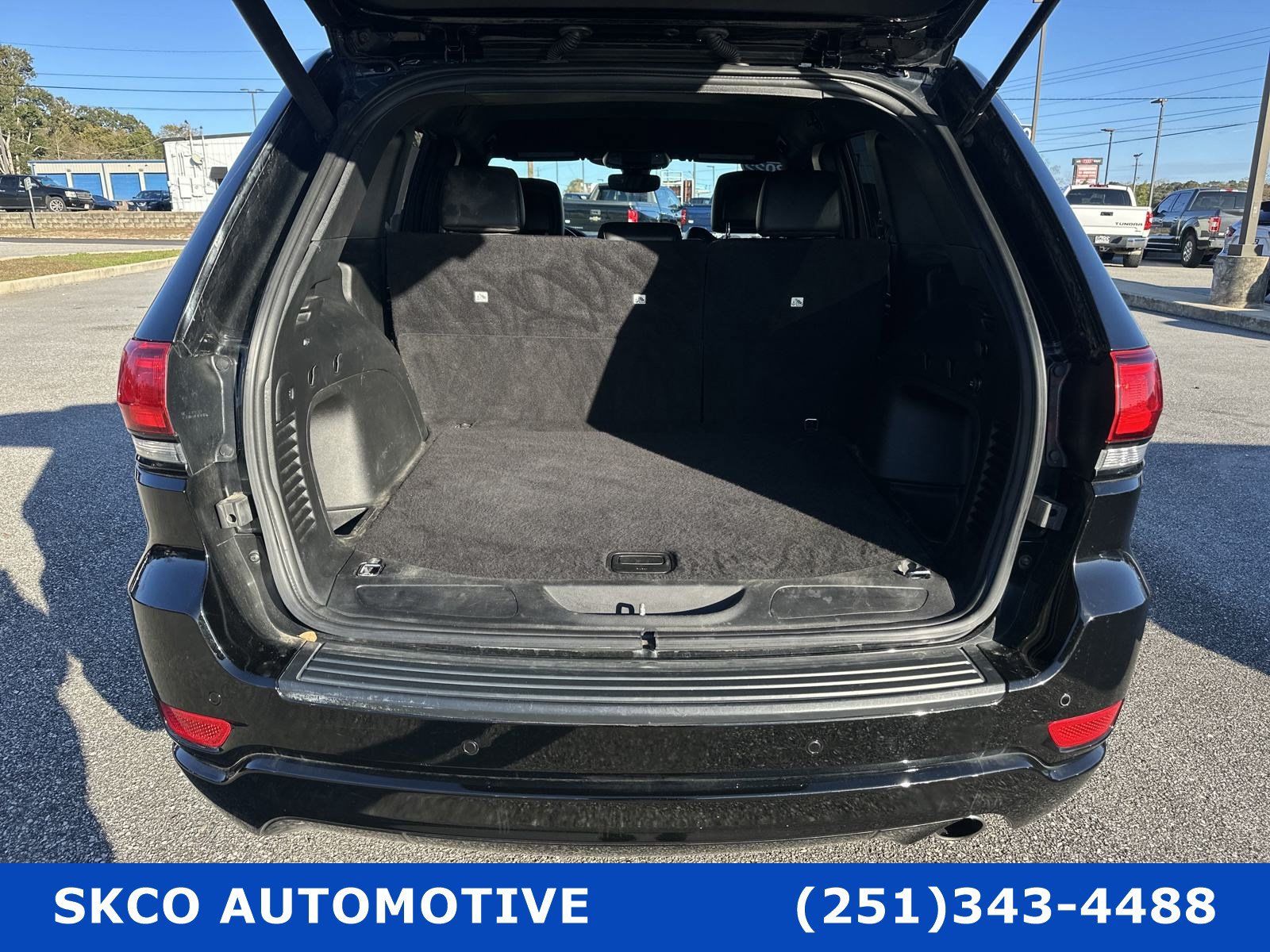 Used 2022 Jeep Grand Cherokee Laredo X AWD/4WD image 21