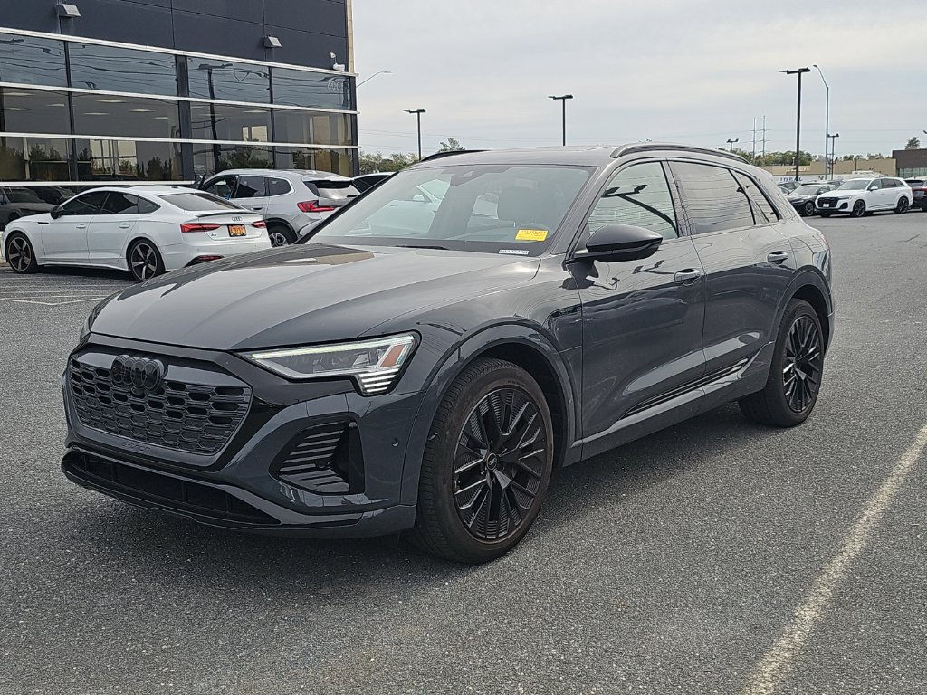 Certified 2024 Audi Q8 e-tron Premium Plus AWD/4WD image 16