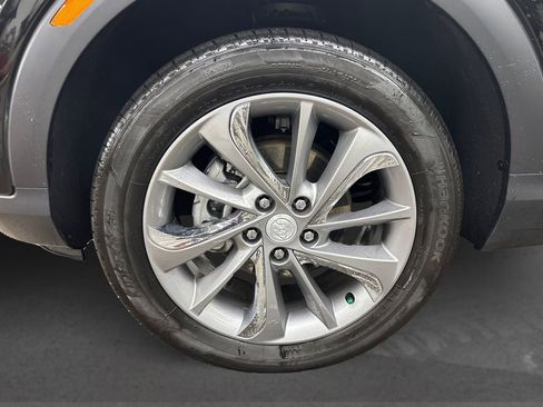 Used 2023 Buick Encore GX Essence w/ Experience Buick Package image 12