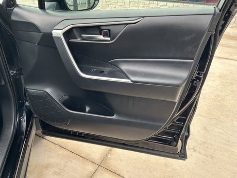 Used 2024 Toyota RAV4 XLE image 18