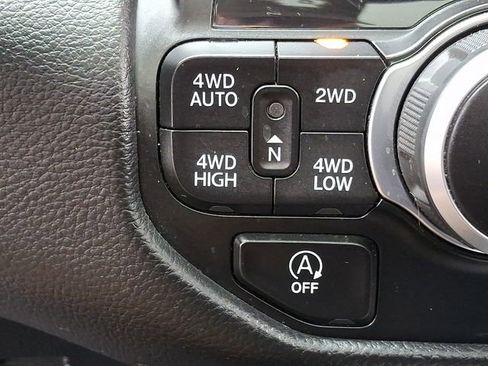 Used 2023 RAM 1500 Big Horn AWD/4WD image 28