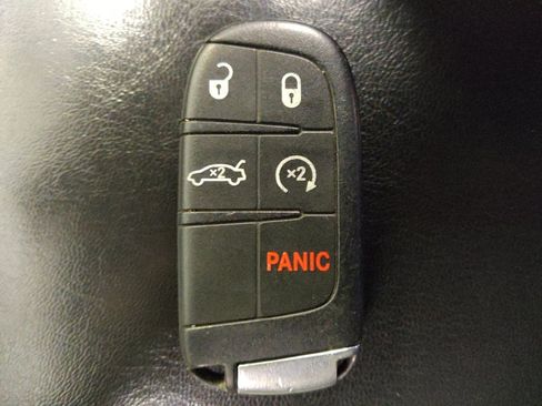 Used 2015 Dodge Charger SXT w/ Rallye Group image 32