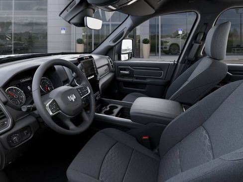 New 2026 RAM 3500 Big Horn AWD/4WD image 22