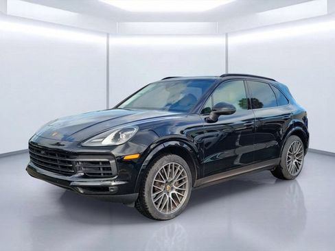 Used 2022 Porsche Cayenne Platinum Edition AWD/4WD image 2