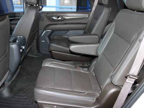 Used 2021 GMC Yukon Denali w/ Denali Ultimate Package image 23