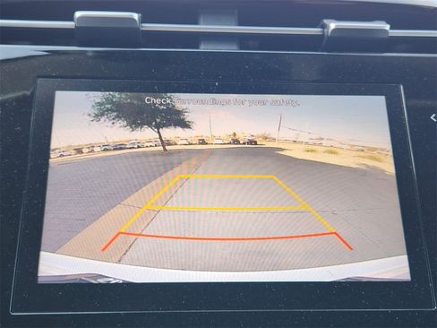 Used 2022 Hyundai Tucson SEL image 17