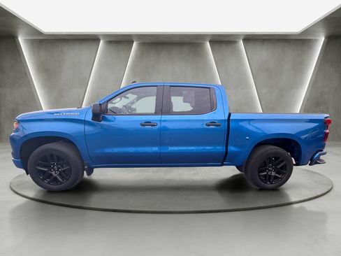 Used 2022 Chevrolet Silverado 1500 Custom AWD/4WD image 9