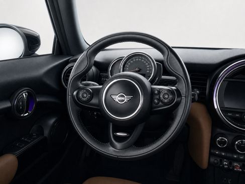 Used 2020 MINI Cooper S w/ Signature Upholstery Package FWD image 17