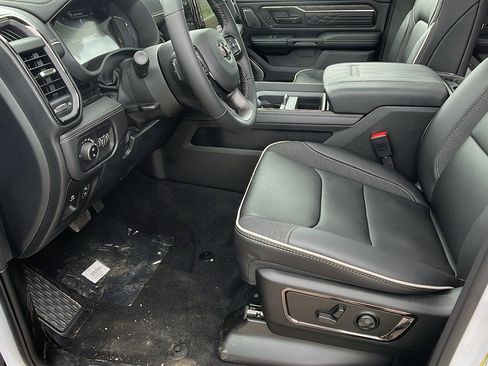 New 2026 RAM 1500 Limited AWD/4WD image 16
