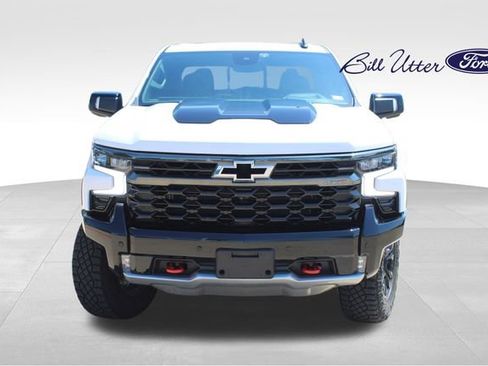Used 2026 Chevrolet Silverado 1500 ZR2 AWD/4WD image 2