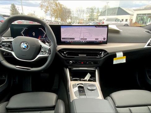 New 2025 BMW 330i xDrive Sedan w/ Premium Package image 5