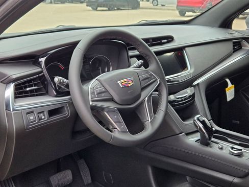 New 2026 Cadillac XT5 Luxury w/ LPO, Floor Liner Package image 6