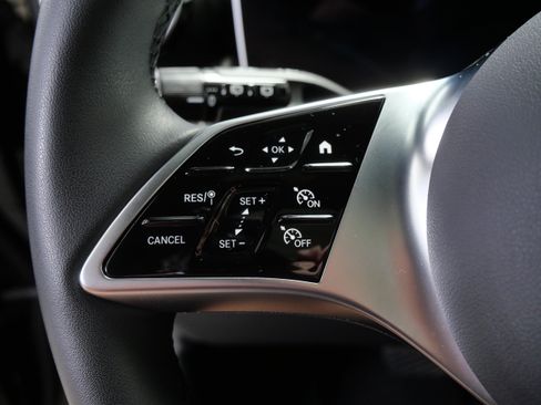 Certified 2026 Mercedes-Benz GLC 300 4MATIC image 19