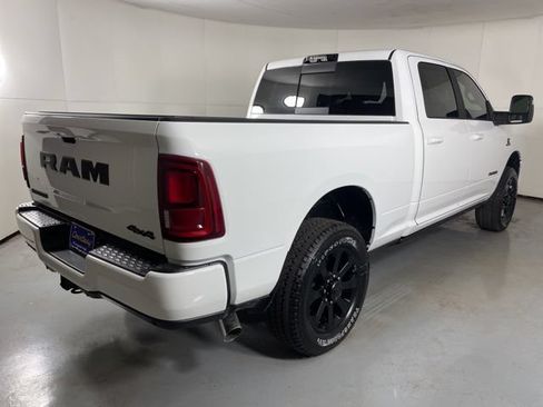 New 2026 RAM 2500 Laramie AWD/4WD image 8