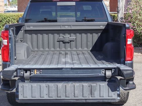 Used 2021 Chevrolet Silverado 1500 LTZ image 8