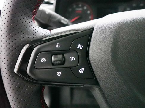 Used 2026 Chevrolet Trax RS FWD image 17