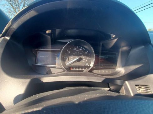 Used 2019 Ford Explorer XLT w/ Equipment Group 202A image 17