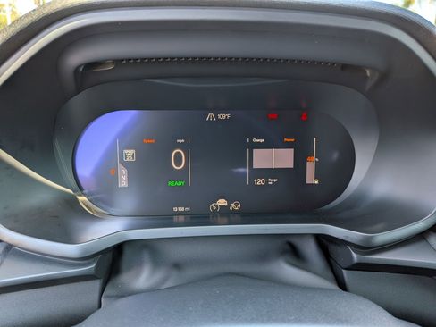 Used 2023 Polestar Polestar 2 w/ Pilot Pack image 21