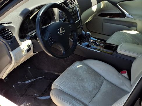Used 2010 Lexus IS 250 w/ Premium Pkg Value Edition RWD image 14