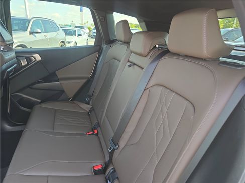 Used 2026 BMW X3 xDrive30i w/ Convenience Package AWD/4WD image 12