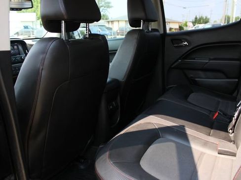 Used 2015 GMC Canyon SLE w/ All-Terrain Package AWD/4WD image 24