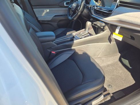 New 2026 Jeep Compass Latitude image 8