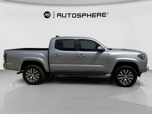 Used 2020 Toyota Tacoma Limited image 11