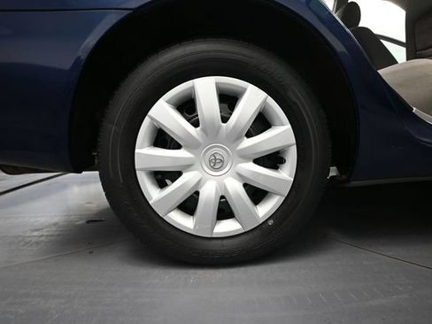 Used 2006 Toyota Camry LE FWD image 13