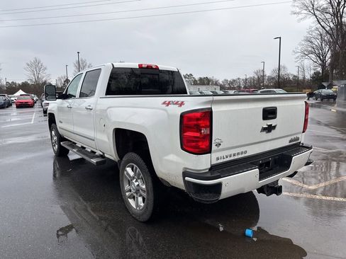 Used 2016 Chevrolet Silverado 2500 High Country w/ High Country Premium Package image 6