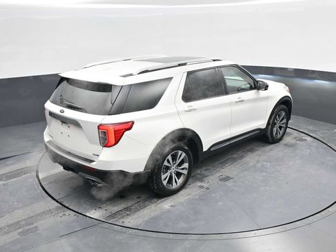 Used 2020 Ford Explorer Platinum w/ Premium Technology Package image 34