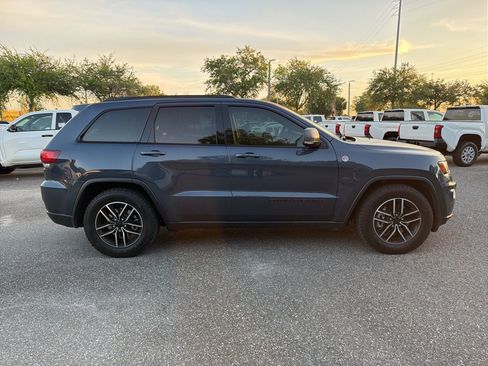 Used 2021 Jeep Grand Cherokee Trailhawk w/ Trailhawk Luxury Group AWD/4WD image 6