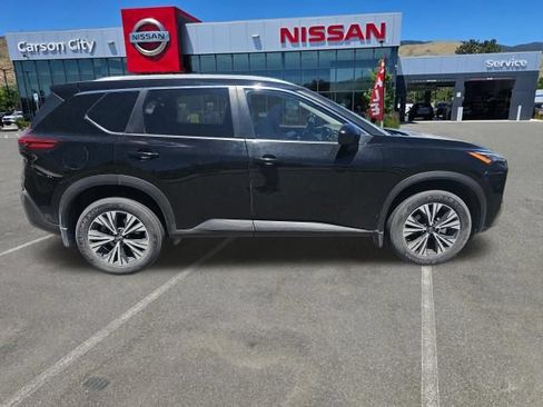 Used 2023 Nissan Rogue SV w/ SV Premium B Package FWD image 7
