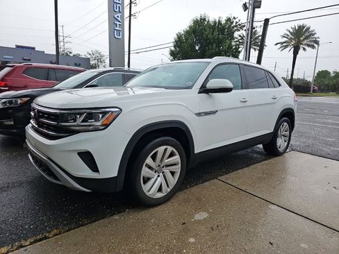 Used 2023 Volkswagen Atlas Cross Sport SE w/ Panoramic Sunroof Package FWD image 6