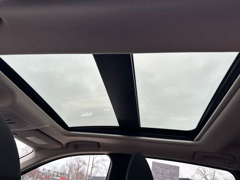 Used 2026 Nissan Kicks SV w/ SV Premium Package image 7