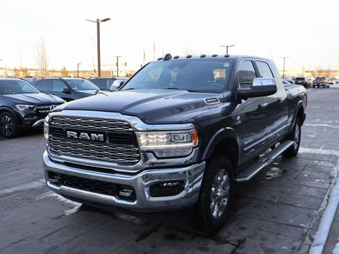 Used 2022 RAM 3500 Limited image 4
