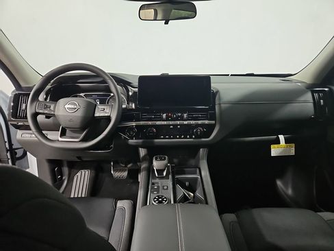 New 2026 Nissan Pathfinder SV AWD/4WD image 17