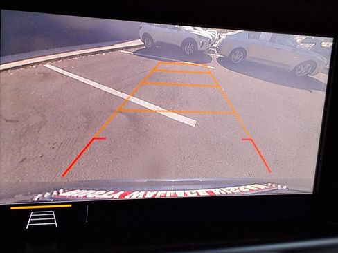 Used 2019 GMC Terrain SLT w/ Preferred Package image 18