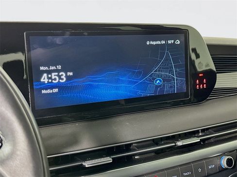 Used 2024 Hyundai Palisade Calligraphy image 13